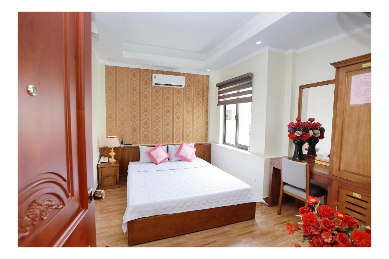Thu Ha Hotel Uong Bi Экстерьер фото
